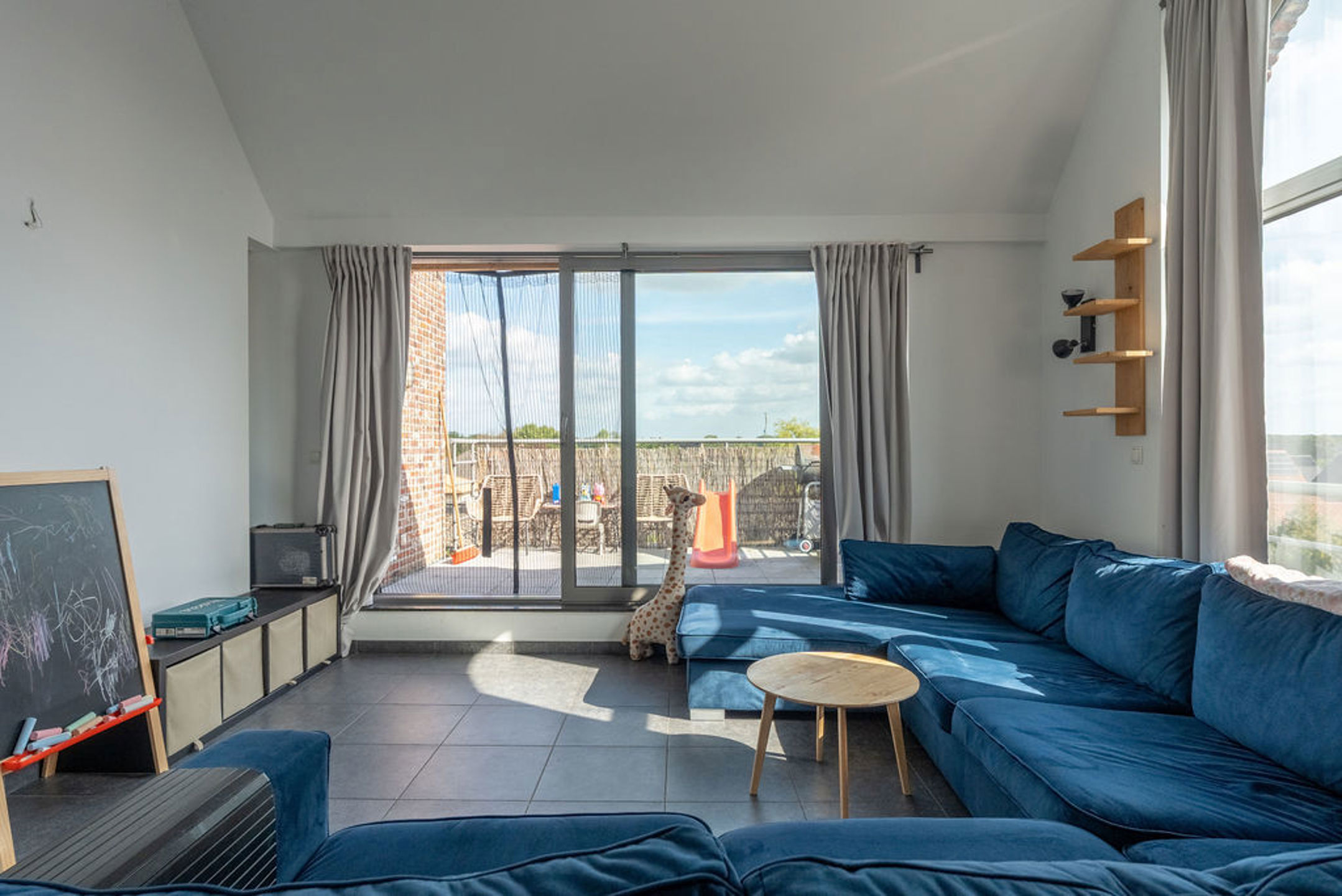 Ruim appartement nabij NL-grens met 2 slaapkamers en garage - foto 5