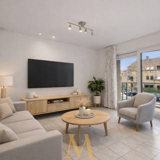 In het centrum van Deerlijk vind je dit instapklare appartement met 2 slaapkamers, gelegen op de eerste verdieping van Residentie Golden...