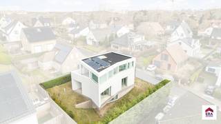 Te koop: Architecturale woning in de Roodkapjeslaan, Koksijde, gelegen in een rustige villawijk met vrij zicht op de duinen. Deze woning, gebouwd in...