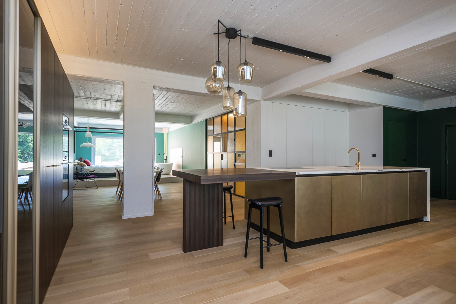 Gemeubileerde loft met parkeerplaats - foto 4