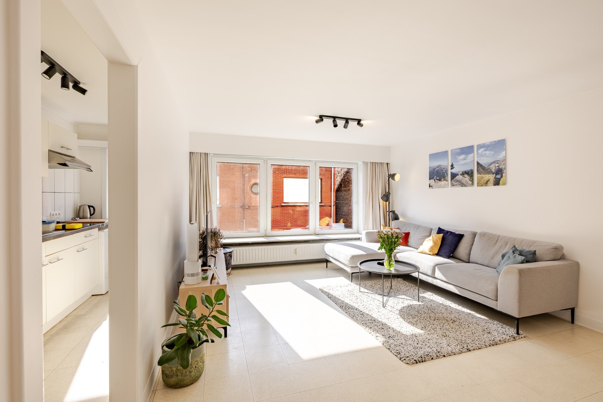 Perfect instapklaar en recent gerenoveerd appartement met garage op toplocatie in Liedekerke - foto 4