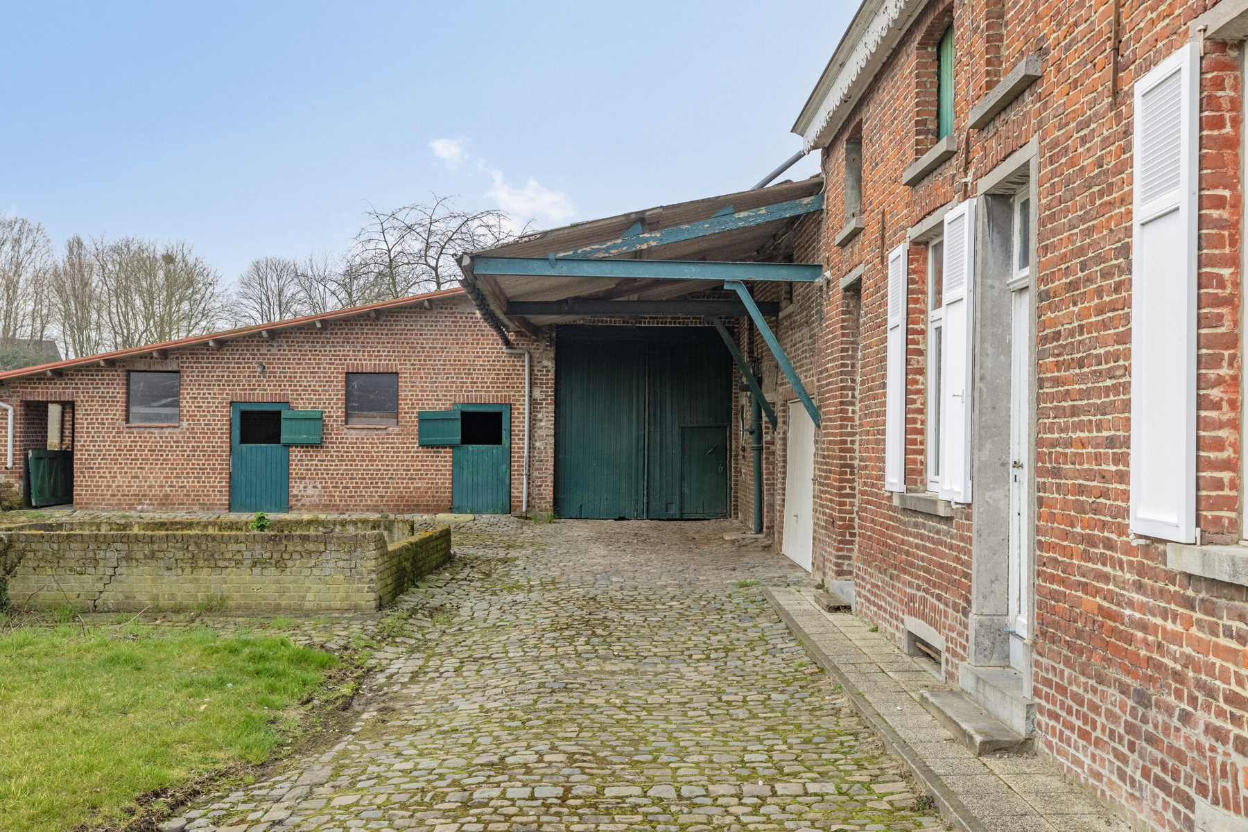 Authentieke hoeve + perceel bouwgrond - foto 4
