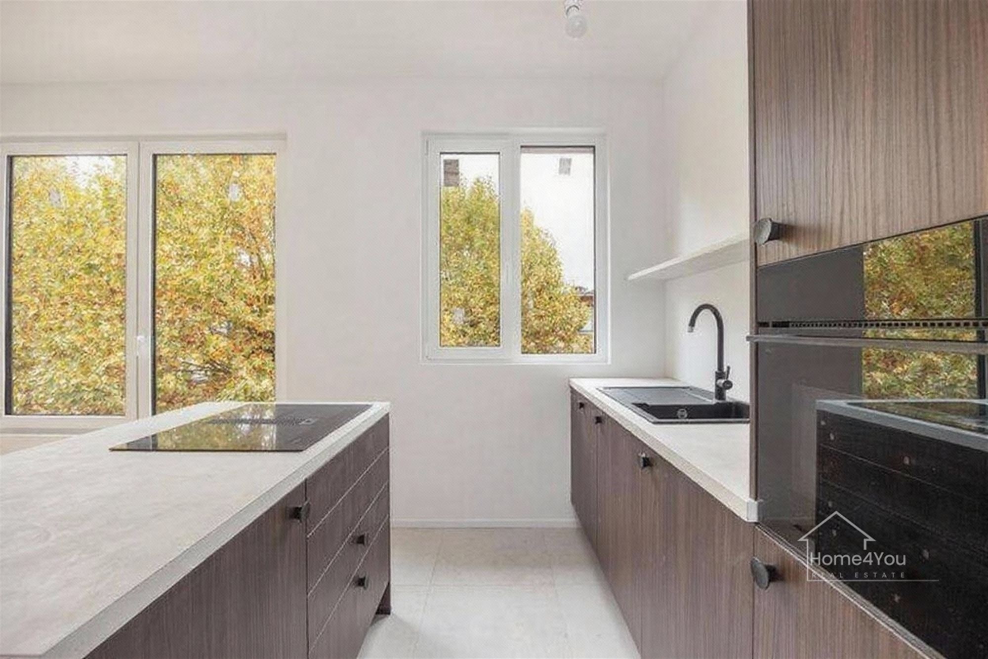 Gerenoveerd 2-slaapkamer appartement in Borsbeek te koop! - foto 1