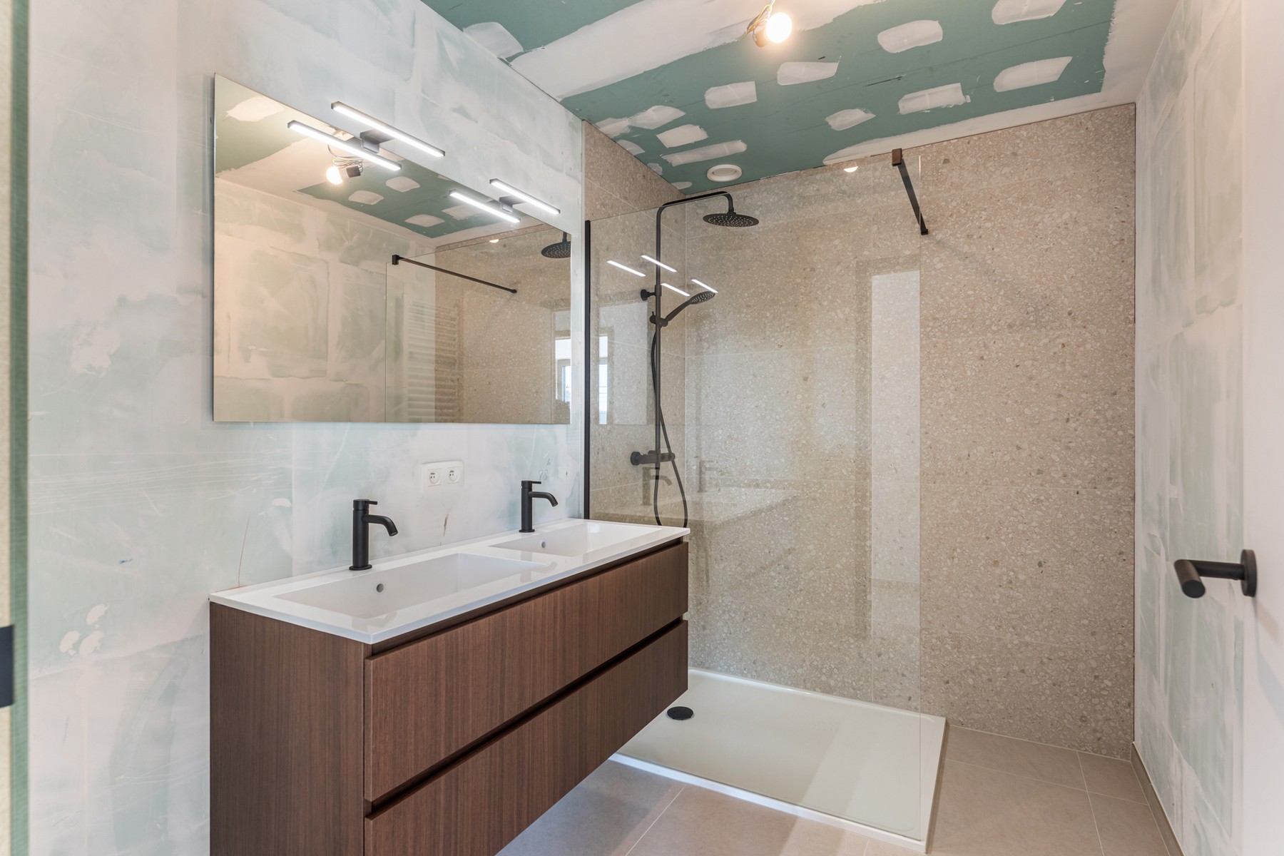 App 1.D1 + P05 + B01 + FD38 + FD39 + FD4 - photo 5