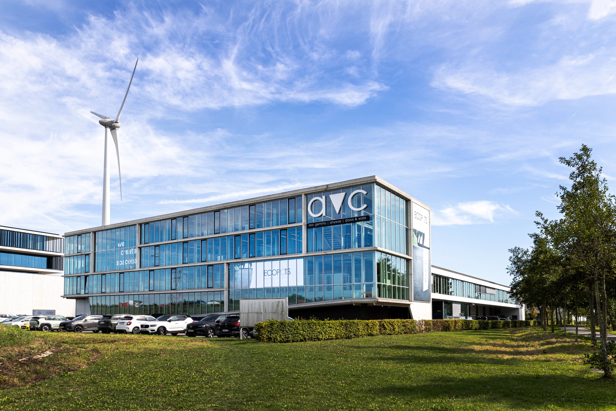 Moderne kantoorruimte 200m² te huur in Harelbeke - foto 1