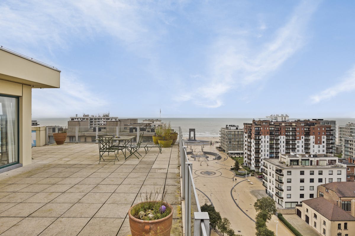 Two penthouses with spacious terraces and garage in De Panne - photo 1