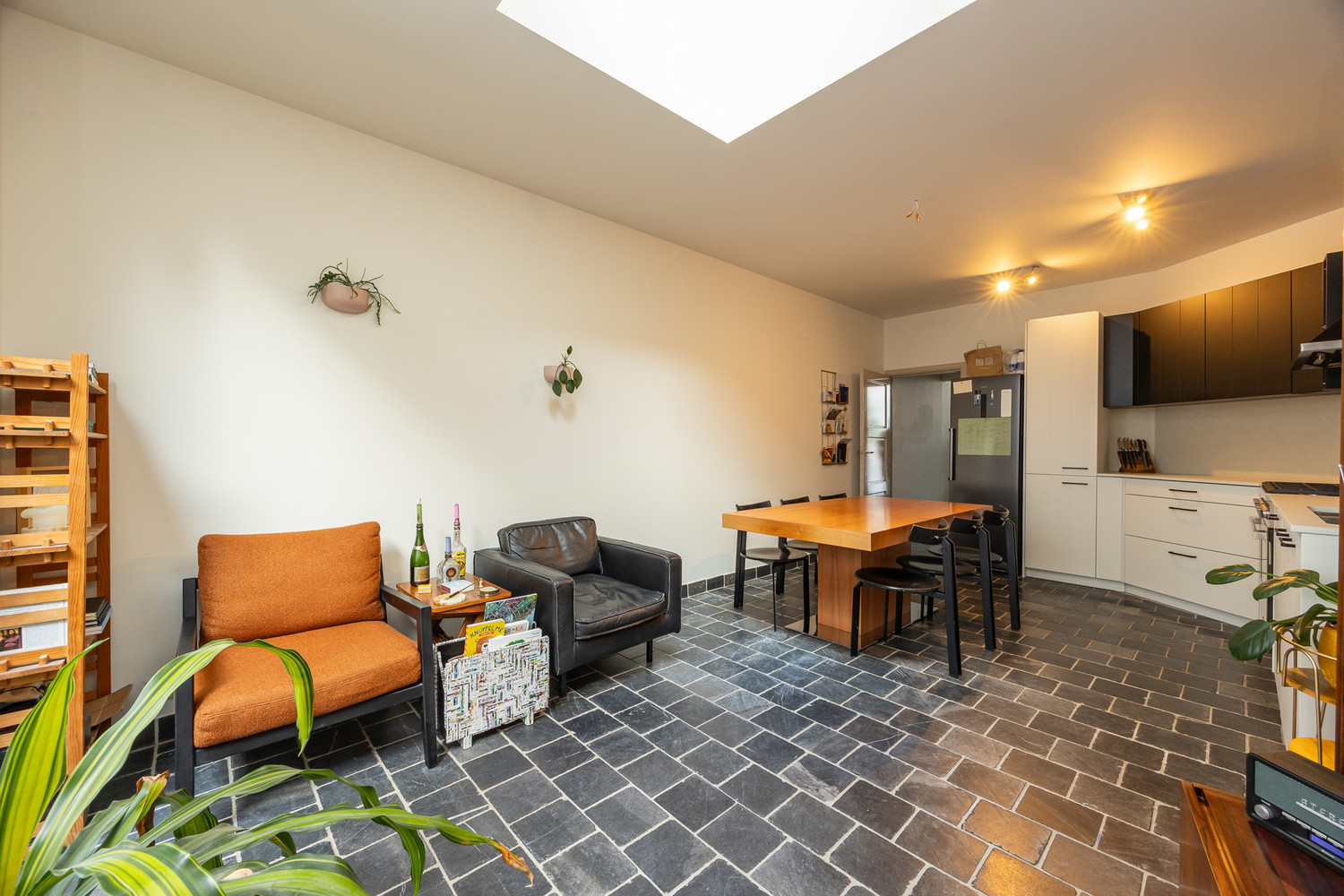 Ruime instapklare triplex (in burgerwoning 175m²) met leuke buitenruimte nabij 't Groen Kwartier in Antwerpen - foto 4