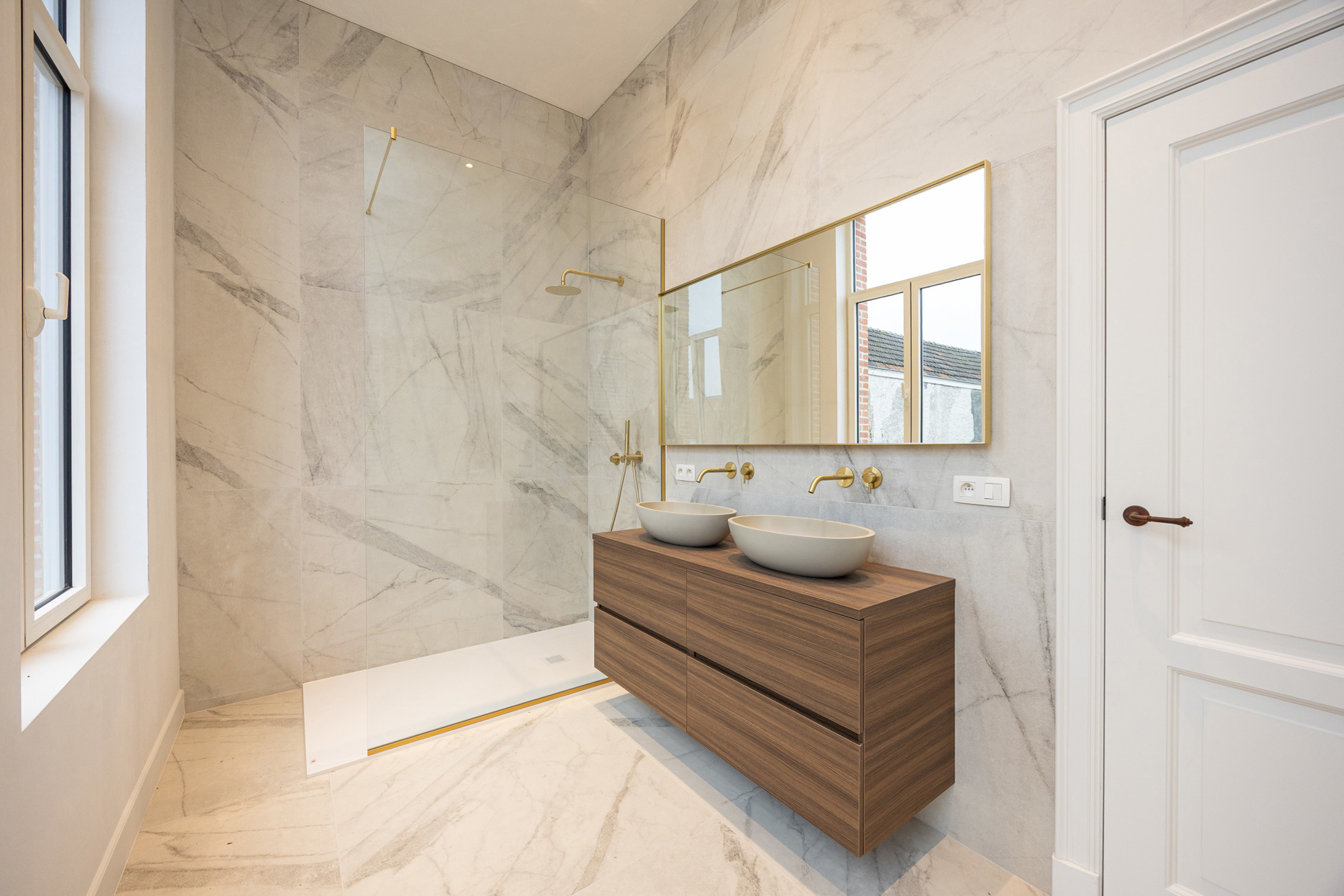 Huis te koop in Turnhout met 4 slaapkamers - foto 4