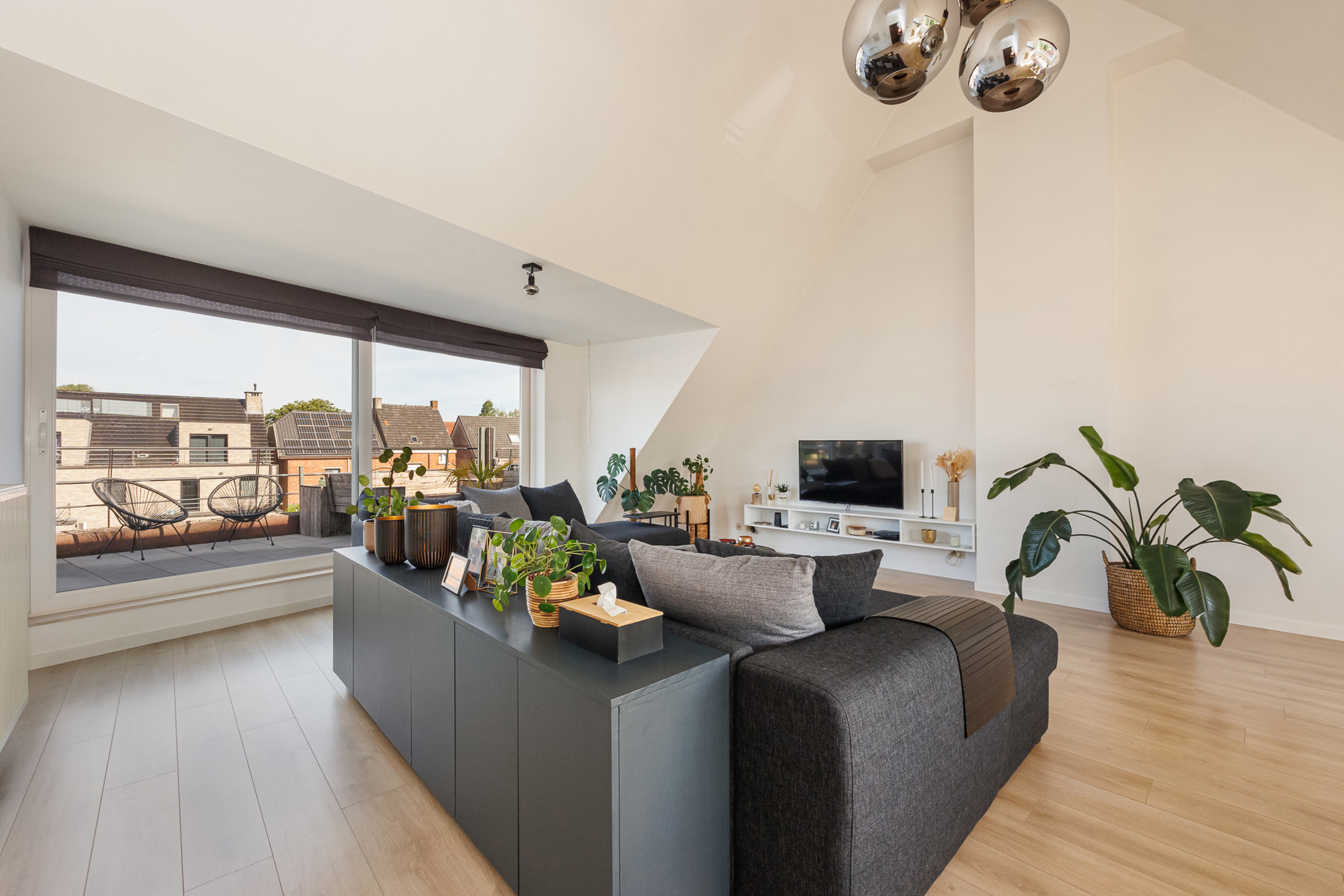 Penthouse met 2 slpk's op centrale ligging te Sint-Antonius - foto 4