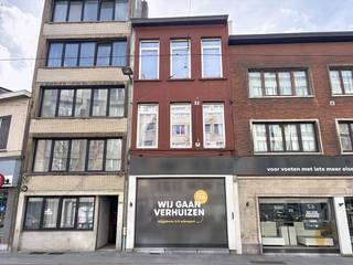 For sale in Deurne at Turnhoutsebaan 94 - a trading house in a commercial and central location in Deurne!The trading house that we offer for sale...