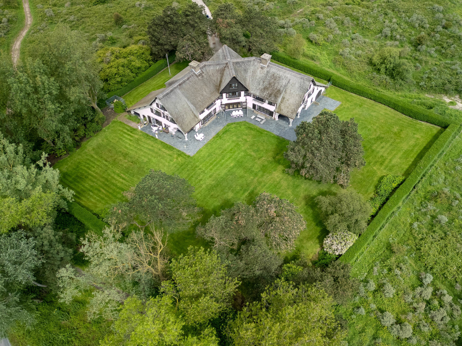 House for sale in Knokke-Heist with 13 bedrooms - photo 2