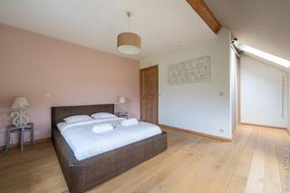 Gelegen in het hart van de Coteaux-wijngaard in Villers-la-Ville maakt deze kamer van 19 m² op de eerste verdieping deel uit van een...