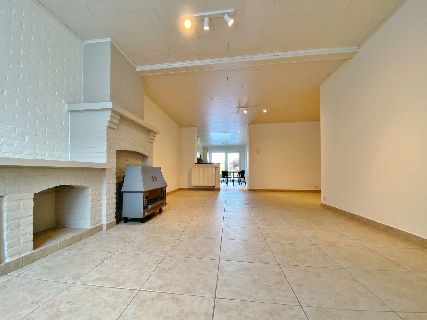 Maison à louer à Oostvleteren avec 4 chambres - photo 3