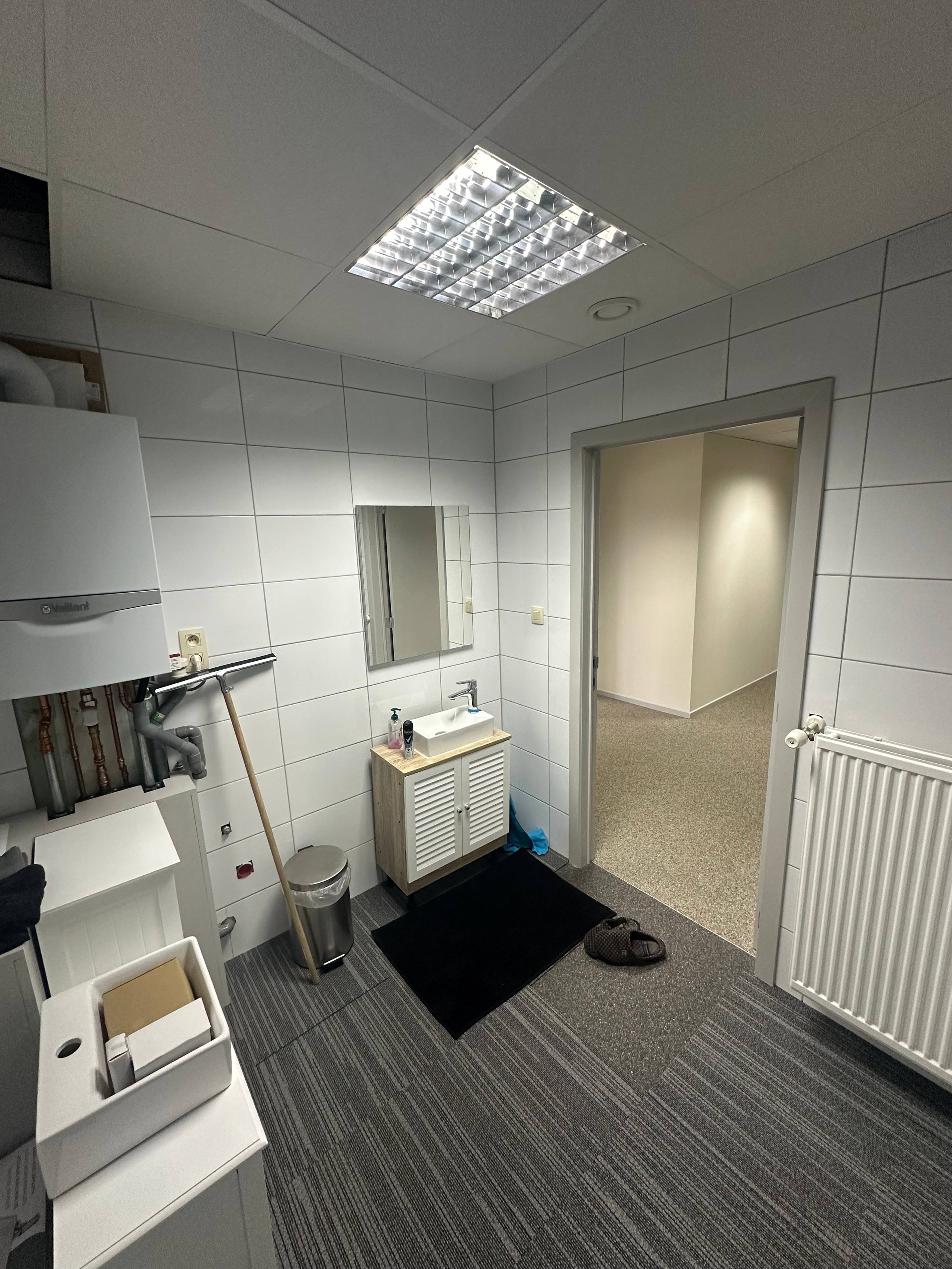 Commercial à louer à Heusden-Zolder - photo 5