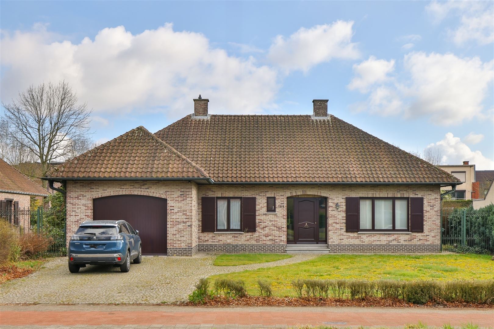 Ruime vrijstaande woning met uitbreidingsmogelijkheden te Edegem - foto 1