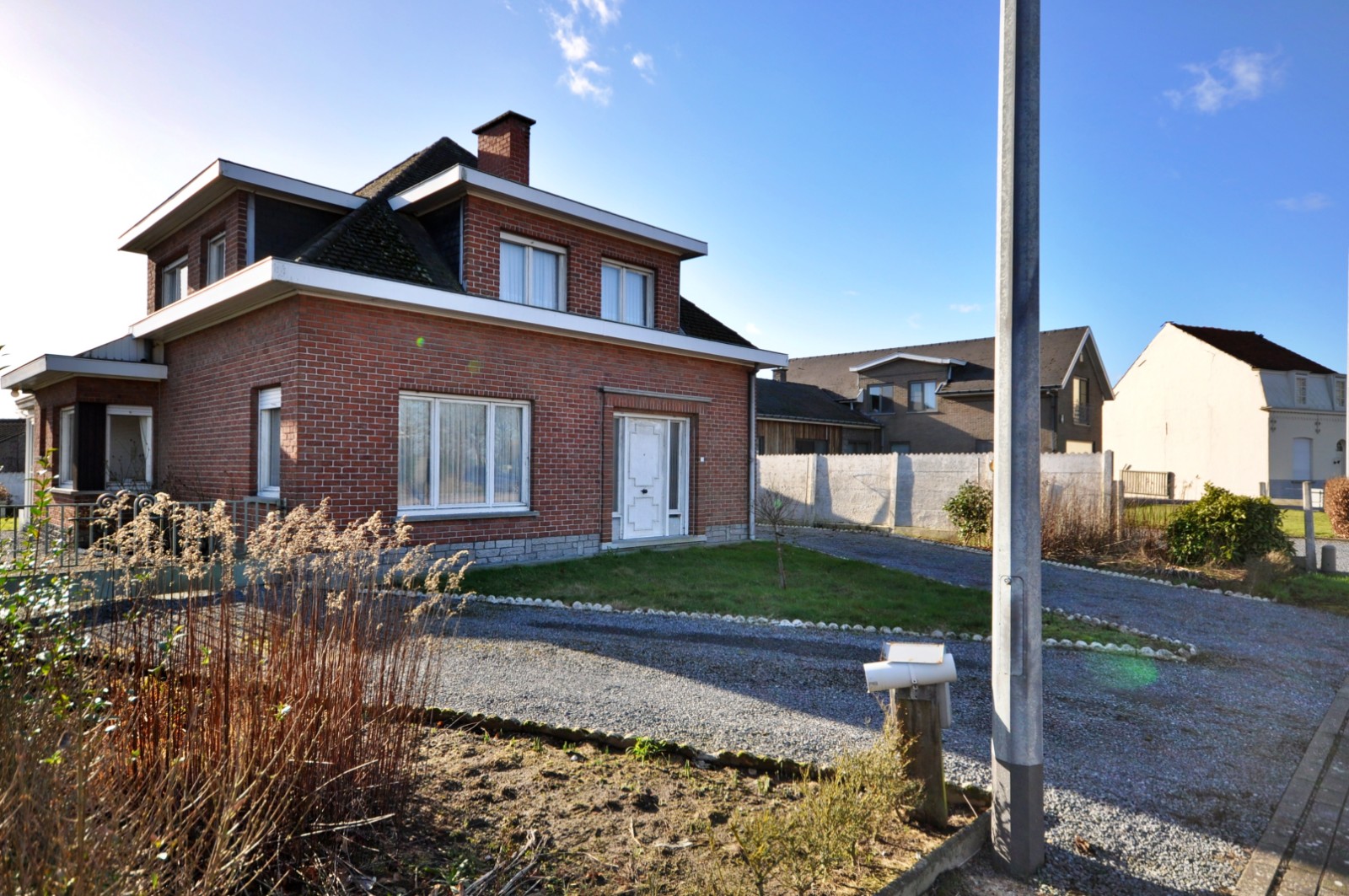 Alleenstaande woning op wandelafstand van het centrum van Kruishoutem. - foto 1