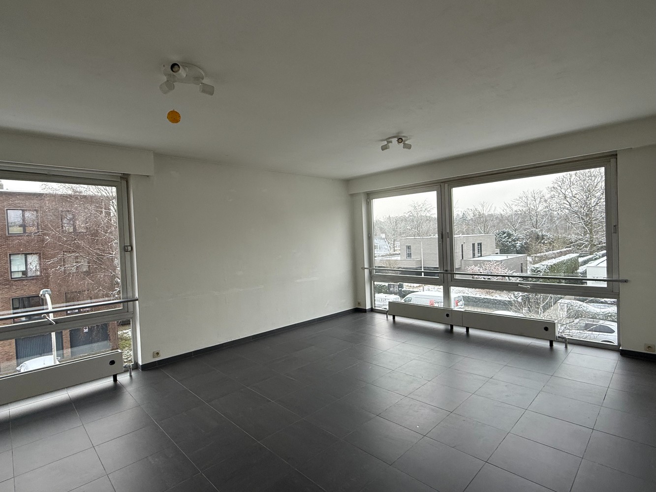Ruim appartement van ca. 90 m² in het centrum van Brasschaat - foto 2