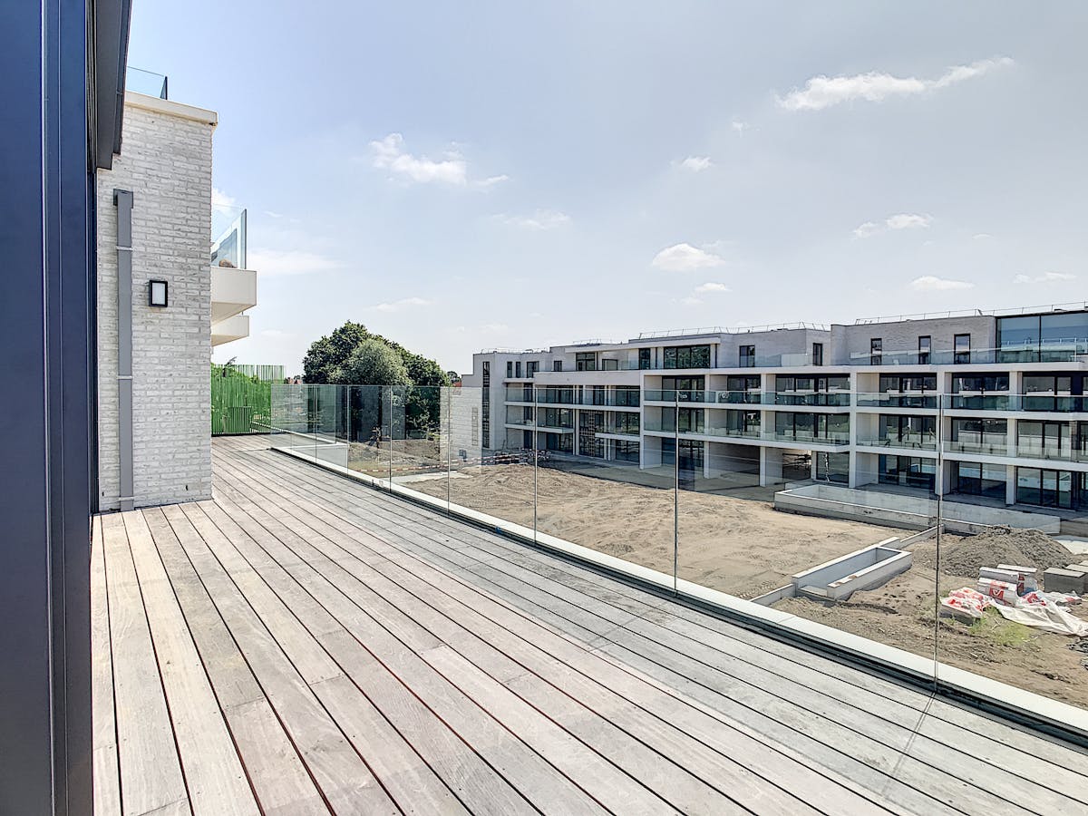 Modern and spacious apartment for rent in Ypres - photo 5