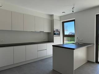 Dit appartement maakt deel uit van het nieuwbouwproject 'Residentie Vue' te Veurne.Het appartement heeft een energiezuinig karakter met een E-peil...