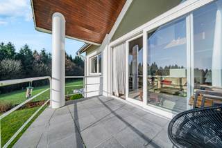 We Invest Malmedy presenteert u met veel plezier deze prachtige duplex met 3 slaapkamers, ideaal gelegen in Francorchamps, op slechts enkele...