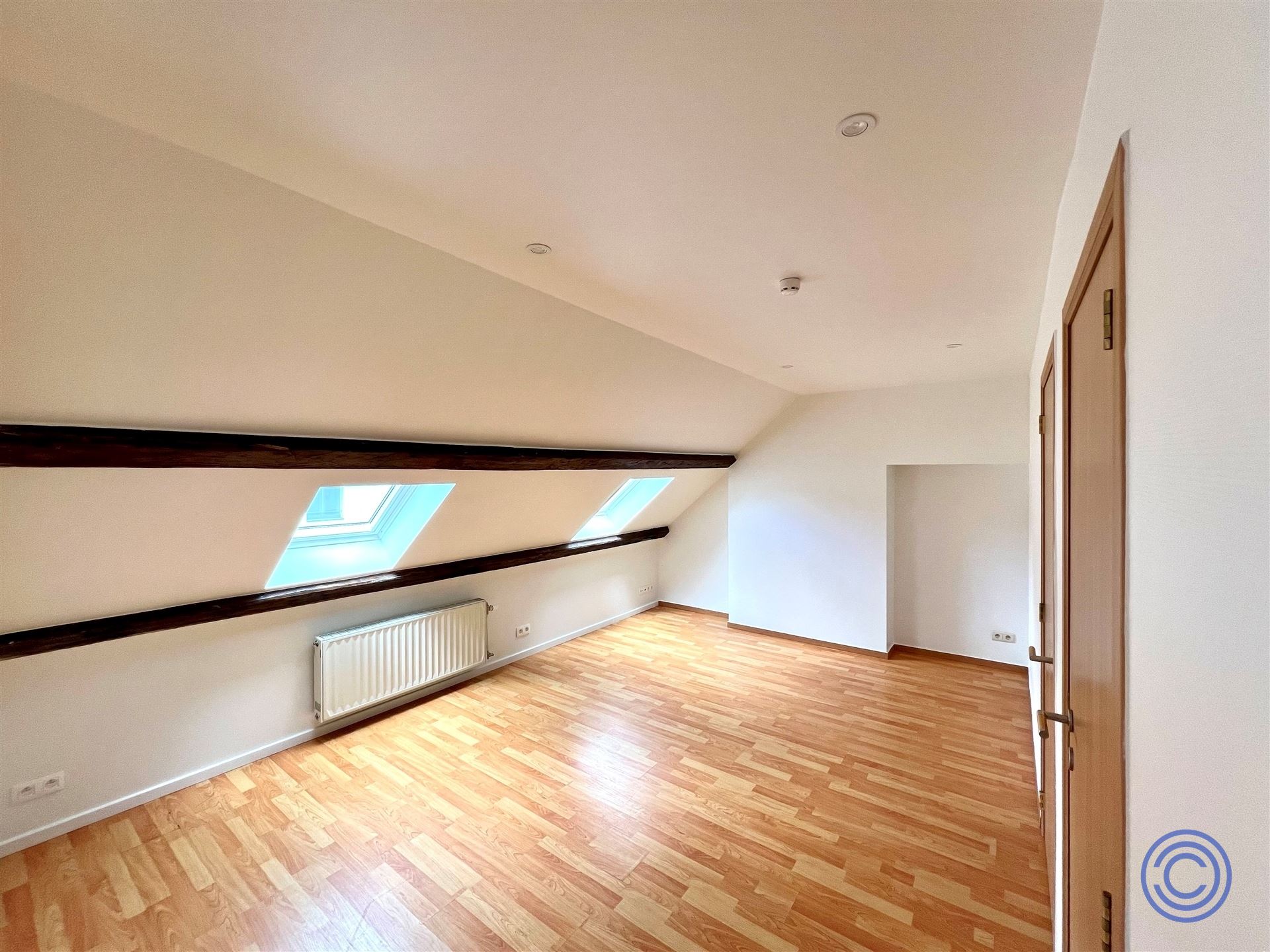 Opgefrist 2slpk appartement op TOP-locatie! - foto 3