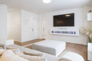 La Panne: Appartement van 116 m² met terras van 13 m², 2 slaapkamers, in het centrum! Dit appartement bevindt zich in een moderne residentie,...