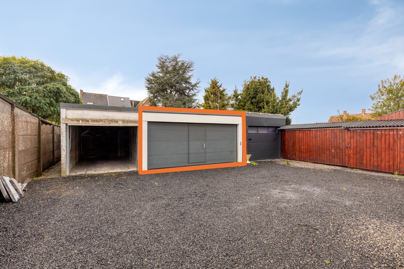 Ruim tweekamerapp. in Bevegem met dubbele garage! - foto 2