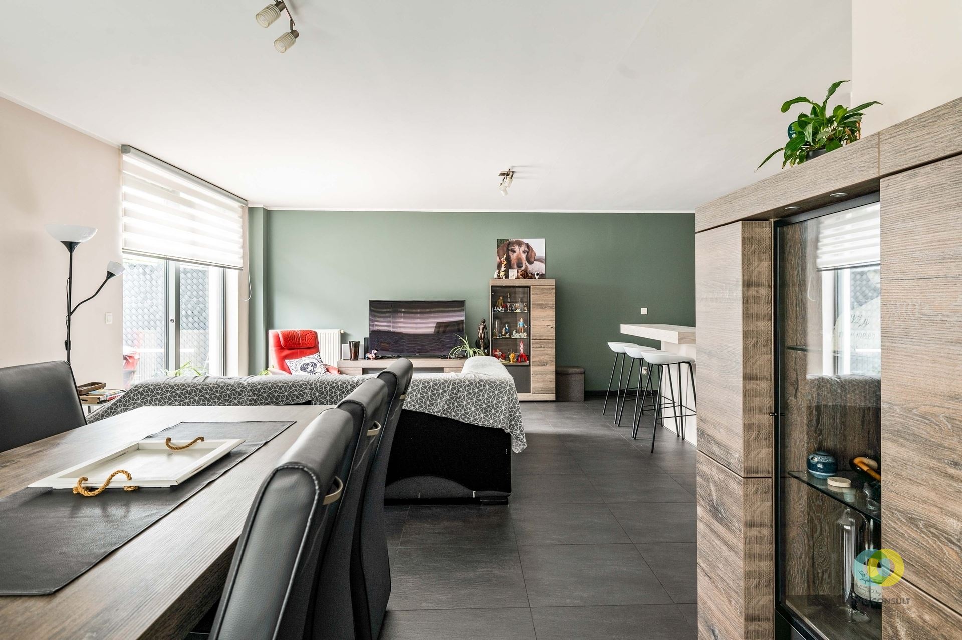 Ruim gelijkvloers appartement met terras en garagebox - foto 5