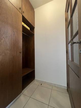 Instapklaar ruim appartement met garage.Welkom bij dit prachtige appartement te huur in het rustige Baasrode, gelegen op de eerste verdieping van een...