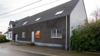 Gezellige gerenoveerde hoeve met binnenkoer en ruime tuin in landelijke omgeving Op zoek naar een karaktervolle woning met moderne afwerking en een...