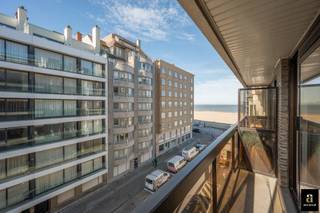 Studio ensoleillé à 50 mètres de la plage, situé au calme dans la Zwaluwenlaan, une large rue latérale à quelques pas des commerces et...