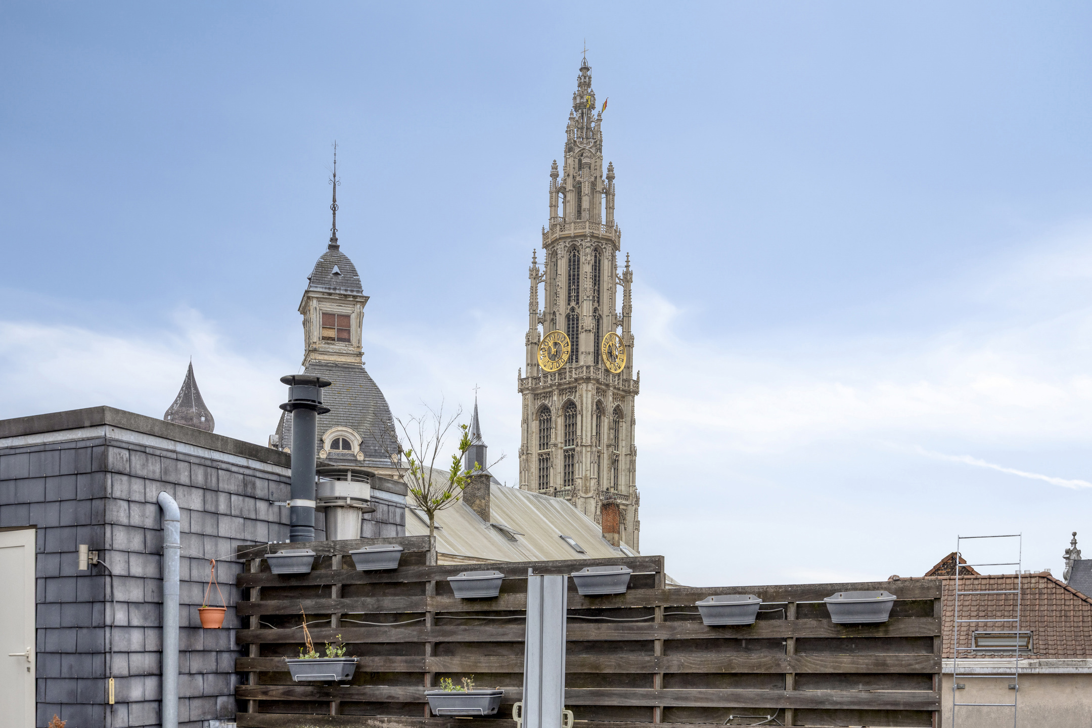 Duplex met groot dakterras in het centrum van Antwerpen. - foto 3