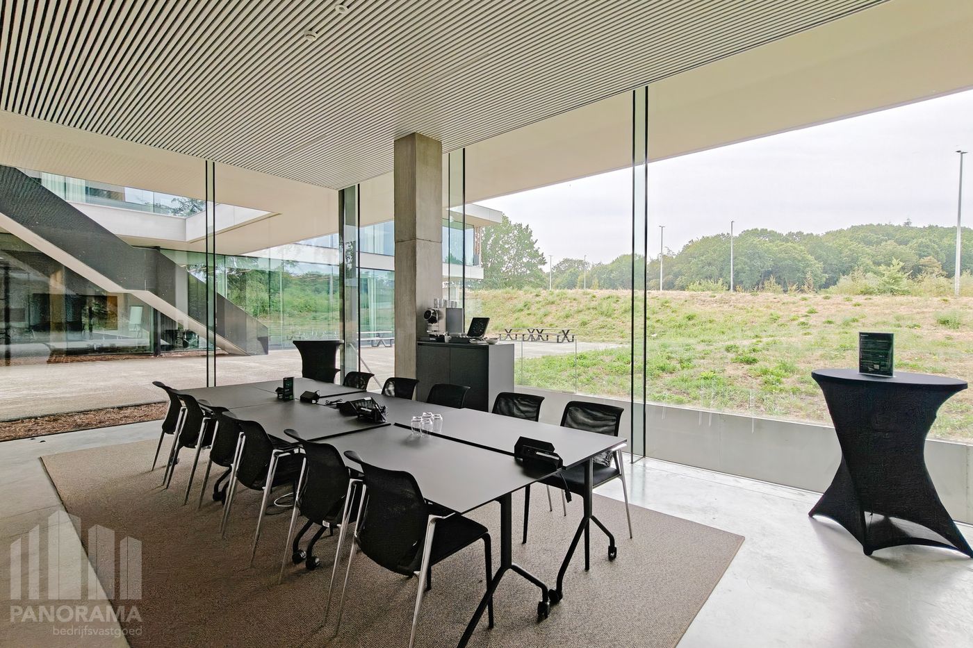 633 m² HIGH-END KANTOREN OP TOPLOCATIE LANGS DE E40 TE OOSTKAMP - foto 5
