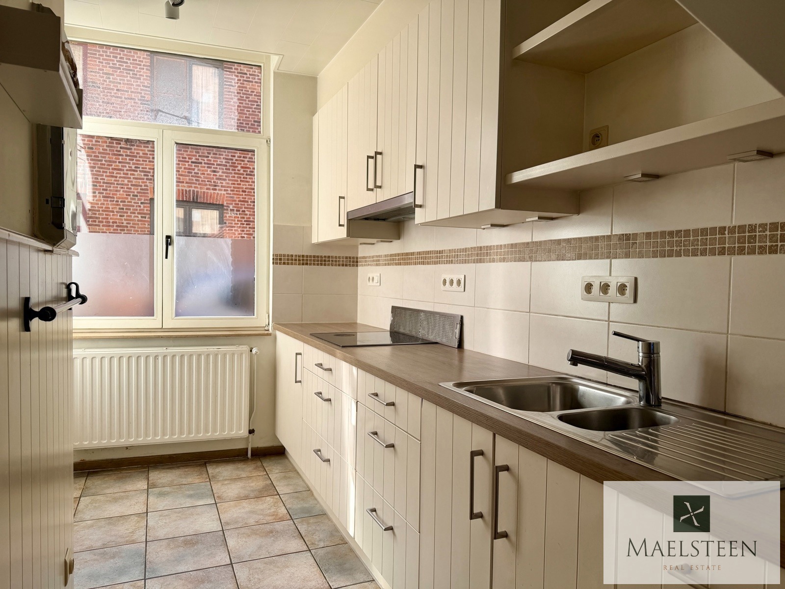 Instapklare trapgevelwoning, gelegen in Brugge centrum - foto 2