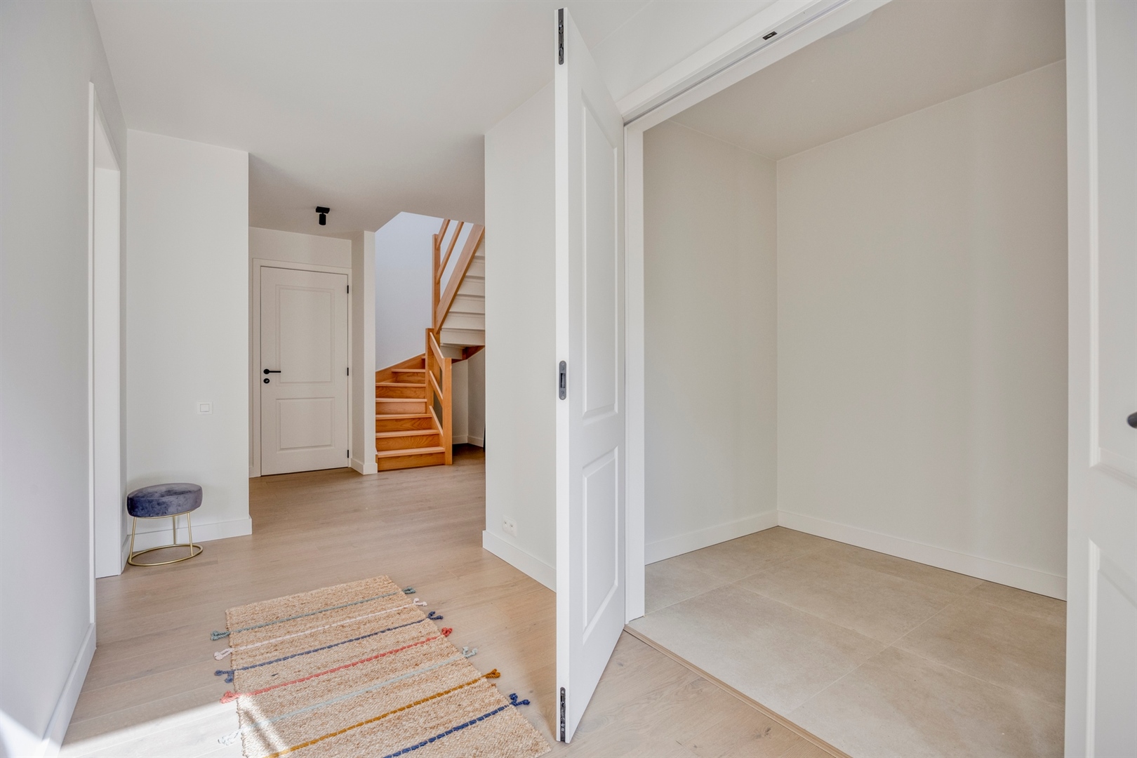 Hoogwaardig gerenoveerde villa op toplocatie met 4 slpks. - foto 5