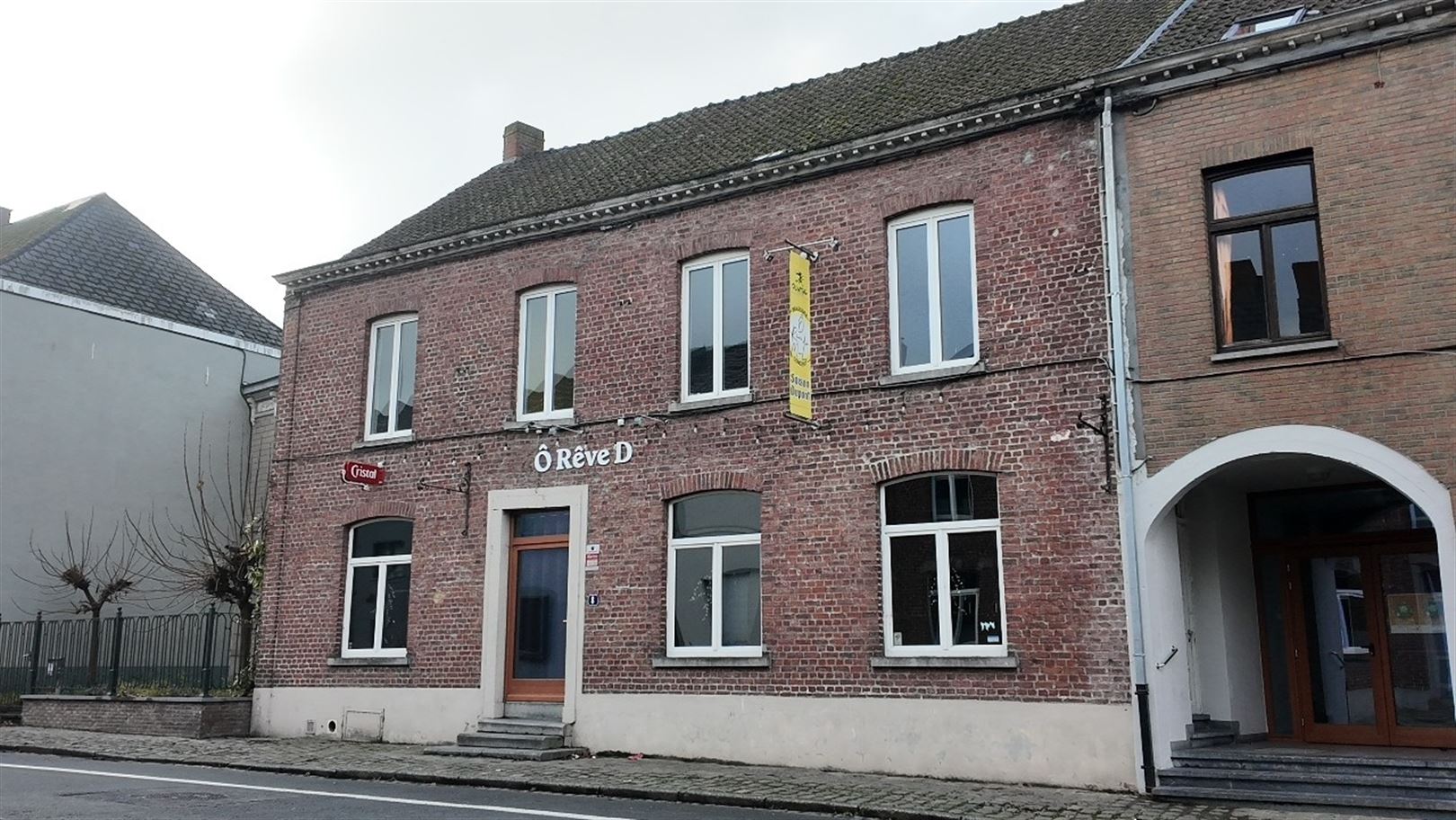 Commercial for rent in Flobecq with 4 bedrooms - photo 1