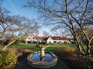 Gelegen op een weelderig, parkachtig domein van ±2 hectare, presenteert dit uitzonderlijke eigendom in Meise zich als een oase waar...