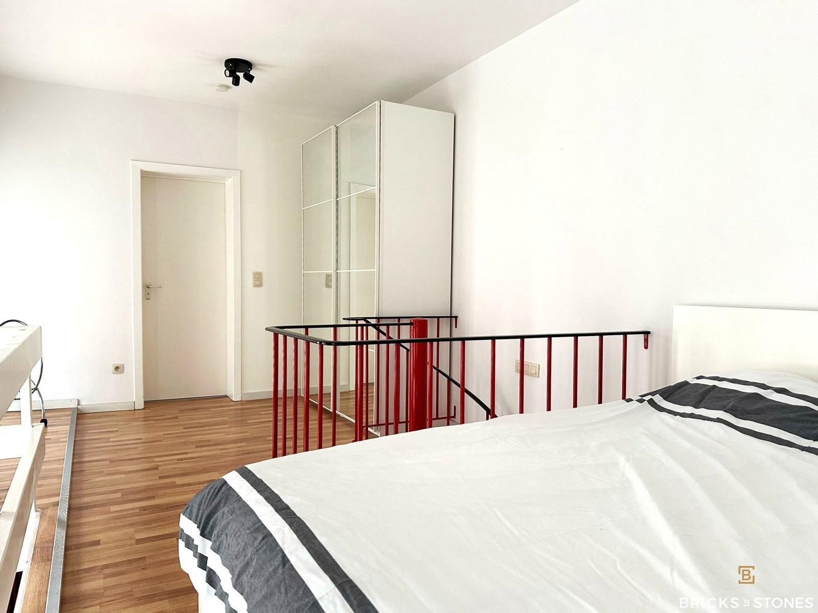 Apartment for rent in Antwerp with 1 bedroom - photo 5