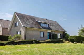 House for sale in Asse