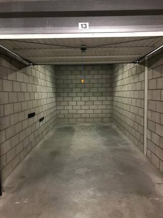 Garage à louer à Izegem