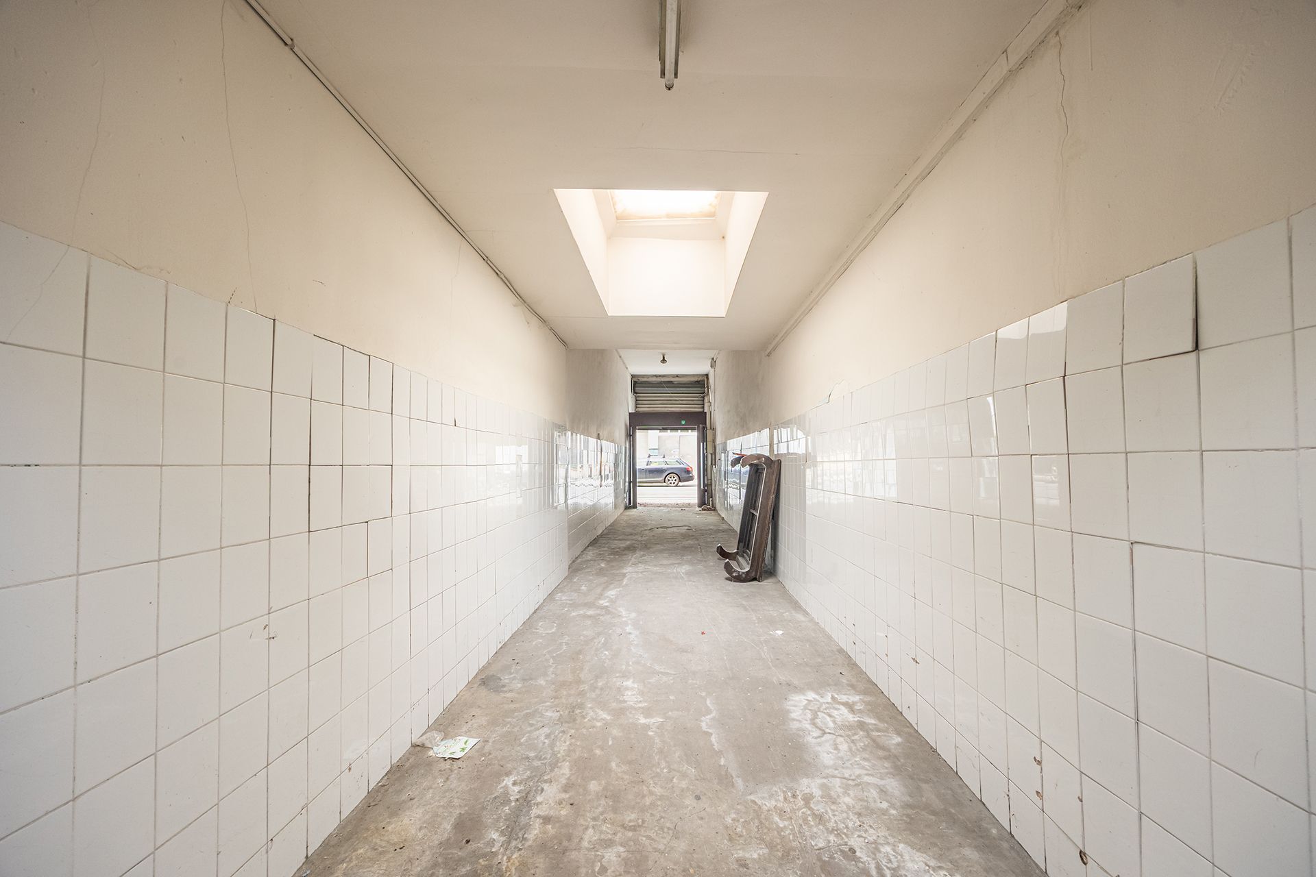 Te renoveren polyvalente ruimte in de bruisende Kievitwijk - foto 4