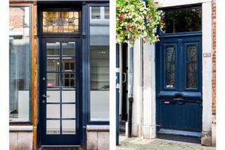 Een zeldzame opportuniteit voor liefhebbers van wonen met karakter, dit prachtig historisch renovatieproject met uitstraling.<br /><br />In de Sint-Truiderstraat vind je dit bijzonder karaktervolle stadspand met een rijke geschiedenis, authentieke elementen en een indrukwekkend historisch achtergebouw. Het eigendom strekt zich diep uit op het perceel en biedt een zeldzame combinatie van charme, ruimte en renovatiepotentieel.<br /><br />Vooraan bevindt zich de voormalige handelsruimte met authentieke houten winkelinrichting en originele apothekerskasten, die meteen de historische sfeer van het pand benadrukken. Aansluitend kom je in de gezellige leefruimte met authentieke vloeren en een prachtige marmeren schouw. De woonkamer loopt in L-vorm over naar de eiken keuken, die via een groot doorgeefluik verbonden is met het vroegere binnenkoertje.<br /><br />Het voormalige koertje, afgewerkt met een blauwe hardstenen vloer, vormt vandaag een gesloten tussenruimte tussen het hoofdgebouw en het achterliggende volume. Vanuit deze ruimte is er eveneens toegang tot de authentieke gewelfde kelderruimtes onder het voorste gedeelte van de woning.<br /><br />Doorheen het pand blijven tal van originele elementen bewaard, waaronder granito-/terrazzo vloeren, oude houten plankenvloeren, authentieke trappen en zichtbare historische details die het karakter van de woning versterken.<br />Via een vaste trap bereik je de ruime zolderverdieping met houten vloer en authentieke dakstructuur.<br /><br />Op de verdieping bevinden zich 3 ruime slaapkamers en een vernieuwde badkamer. Vanuit de achterliggende slaapkamer kijk je uit over het vroegere binnengebied, een plek die zich perfect leent voor het creëren van een patio, binnentuin of stijlvolle glazen veranda.<br /><br />Absolute blikvanger is zonder twijfel het indrukwekkende historische achtergebouw met een hoogte van circa 12 meter, voorzien van een prachtig zichtbaar houten gebinte en een unieke ruimtelijke beleving. Dit uitzonderlijke volume biedt enorm veel mogelijkheden voor wie droomt van een karaktervolle woning, atelier, loftconcept of een bijzondere combinatie van wonen en werken.<br /><br />Veel potentieel voor wonen, atelier of loftconcept, unieke mogelijkheid tot patio, binnentuin of glazen veranda. <br /><br />INTERESSE? Maak dan telefonisch een afspraak voor bezichtiging op het nummer 012 23 00 23 of mail uw vragen aan roland@immo-leroi.be.