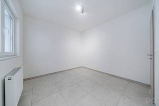 Trazegnies, close to the center, green spaces and all amenities while being close to the main roads. Pleasant 2 bedrooms apartment with terrace...