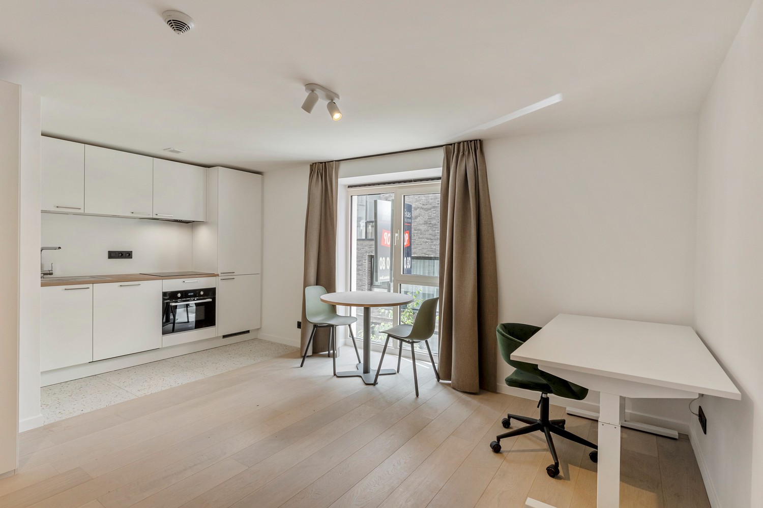 Bent u nog op zoek naar een mooie studio voor het academiejaar '26-'27? Nieuwe studio's, onmiddellijk beschikbaar voor eigen gebruik of verhuur! - foto 3