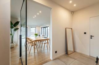 Moderne BEN woning (ca. 250 m²) met prachtige tuin, ruime leefruimte, veel natuurlijk licht en een zolderverdieping met tal van...