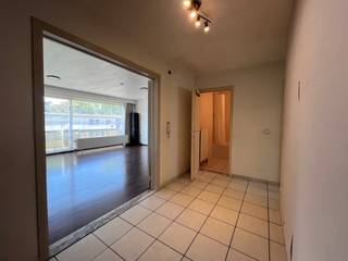 Op zoek naar een appartement met ruimte, comfort én lage maandelijkse kosten? Gelegen op een rustige en goed bereikbare locatie beschikt...