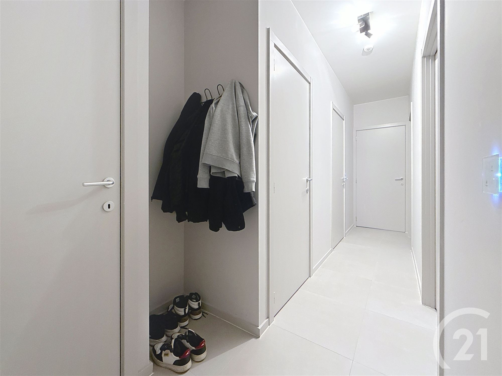 Recent gelijkvloers appartement met terras! - foto 4