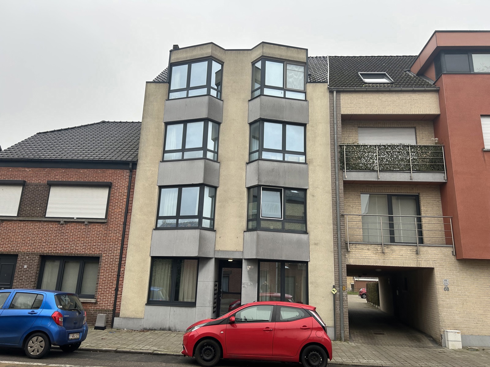 Gemeubelde studio op het gelijkvloers - foto 1