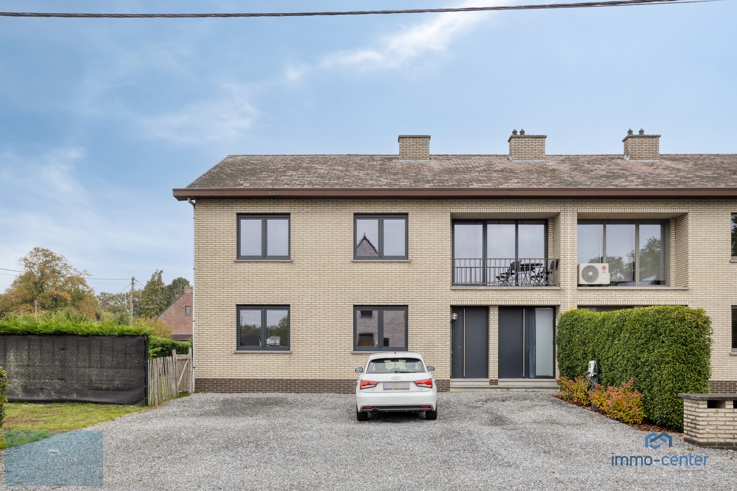 Apartment in As