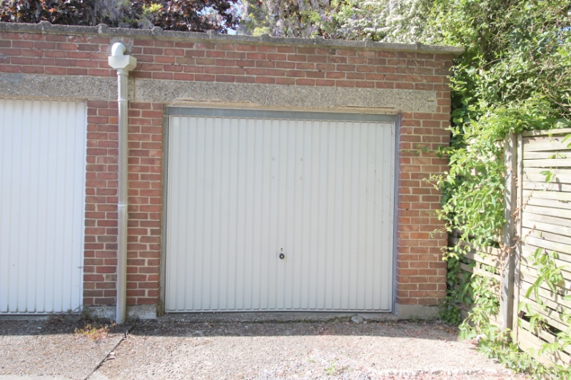 Ideale garage te koop in Sint-Amandsberg - Perfecte oplossing voor uw parkeermogelijkheden! - foto 5